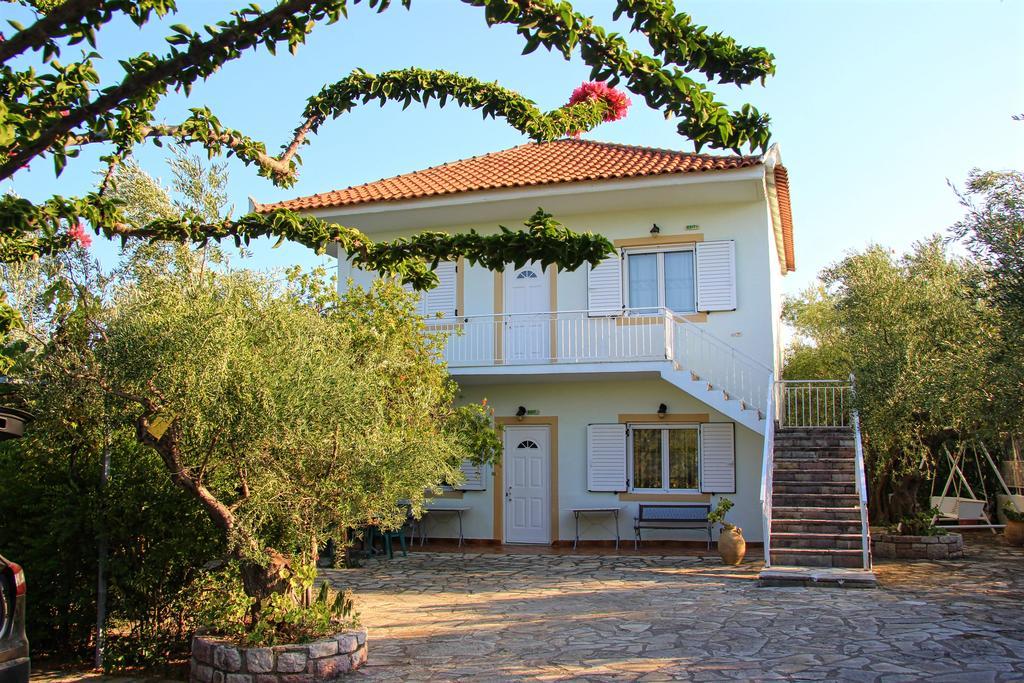Eleni Houses Kompoi Luaran gambar